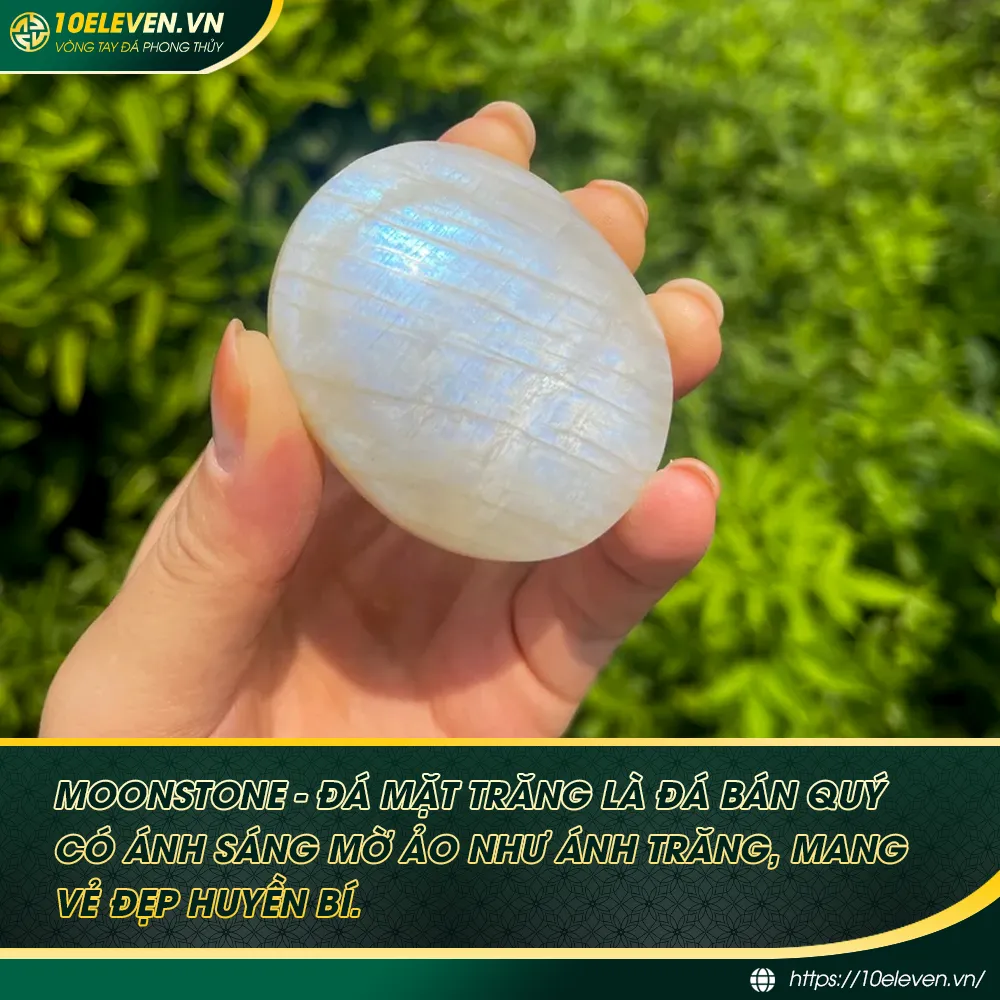 Vòng đá mặt trăng ánh sáng huyền ảo