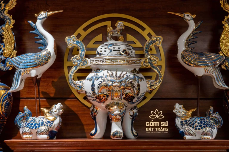 Bộ vật phẩm thờ cúng đầy đủ, tinh tế