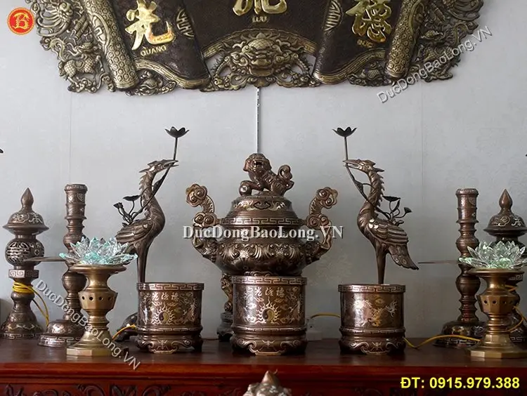 Giải Mã Ý Nghĩa & Bố Cục Chuẩn Của Hạc Thờ Trên Bàn Thờ Phật 3 Tam sự Ngũ sự hạc thờ trên bàn thờ Phật