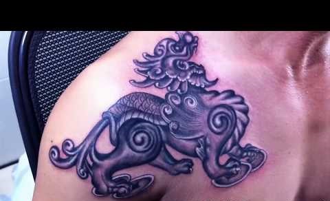 Giải Mã Sức Mạnh Tâm Linh: Hình Xăm Tỳ Hưu Có Thực Sự Mang Lại May Mắn Và Tài Lộc Như Lời Đồn? 7 Người thiền định có hình xăm Tỳ Hưu