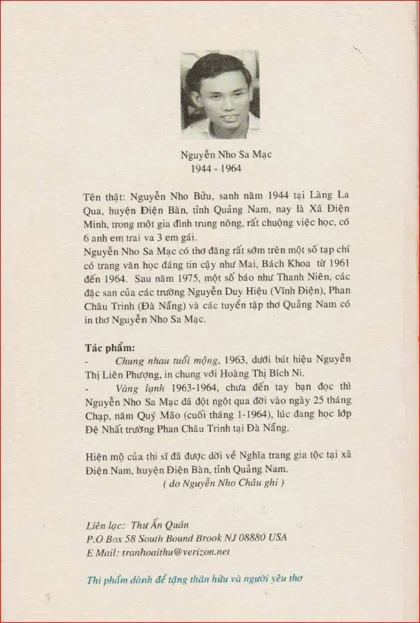 Giải Mã Giấc Mơ Thấy Sa Mạc: Thông Điệp & Cách An Tâm Sống Thiện 3 Người trầm tư cô độc giữa sa mạc mênh mông