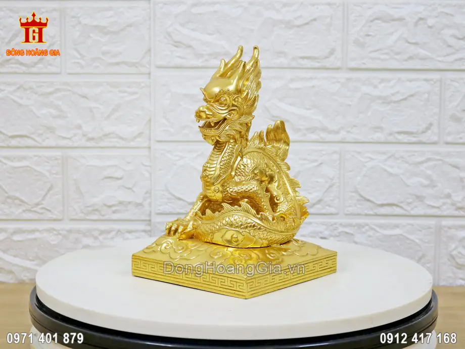 Giải Mã Giấc Mơ Thấy Rắn: Điềm Báo Tài Lộc Hay Rắc Rối? 9 Phong Thủy: Biểu Tượng May Mắn, Thịnh Vượng.