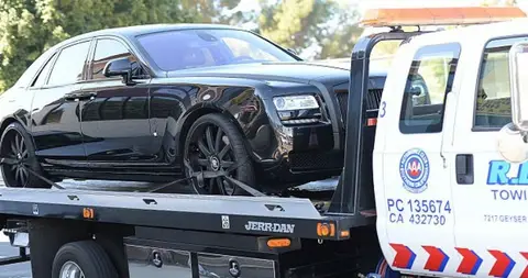 Rolls Royce hư hỏng nhẹ: Sự tiếc nuối.