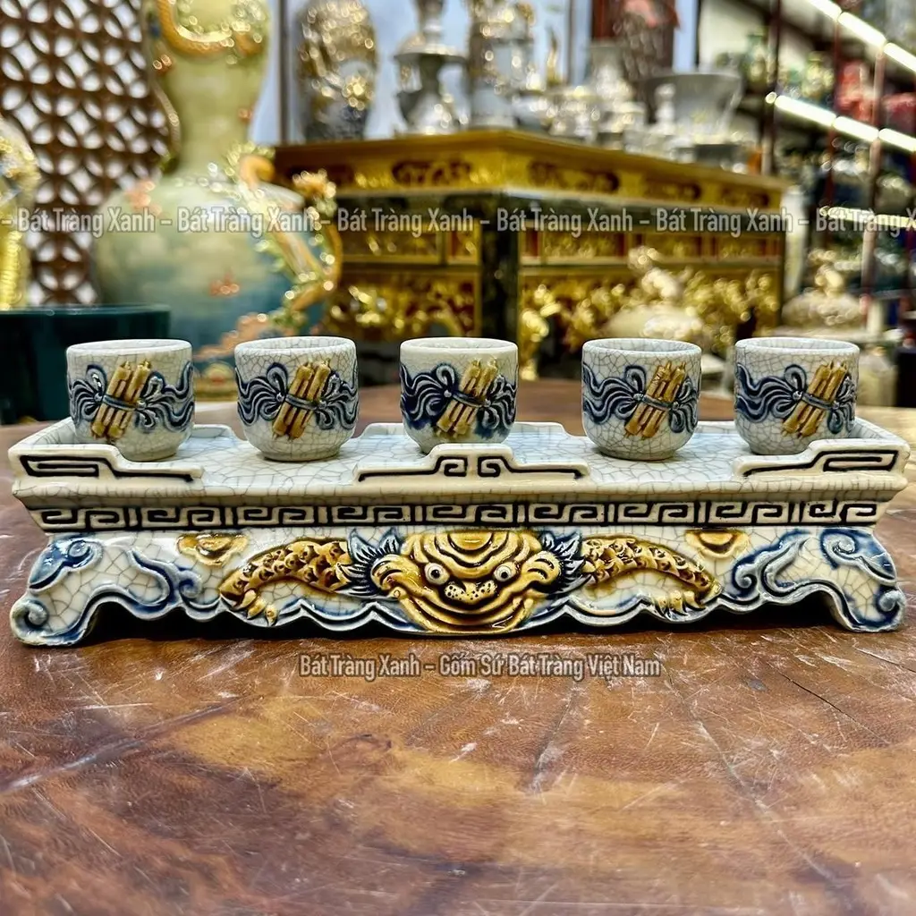 Kỷ Chén Thờ Cúng: Nguyên Tắc Bố Trí Chuẩn Mực Và Tâm Thái An Lạc 4 Bộ kỷ chén thờ cúng 3/5 chén, đồ cúng.