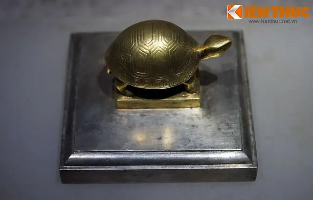 Giải Mã Giấc Mơ Thấy Rùa: Điềm Báo An Lành Hay Lời Nhắc Nhở Từ Vũ Trụ? 4 Rùa thần thoại: Biểu tượng thông điệp linh thiêng.