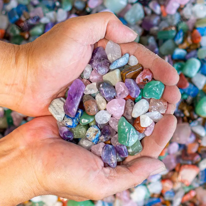 Đá thạch anh đa sắc, năng lượng rực rỡ.