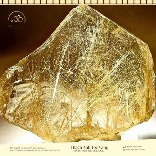 Vòng Thạch Anh Tóc Vàng Mệnh Nào: Hướng Dẫn Phong Thủy Toàn Diện 4 Thạch anh tóc vàng óng ánh cận cảnh.