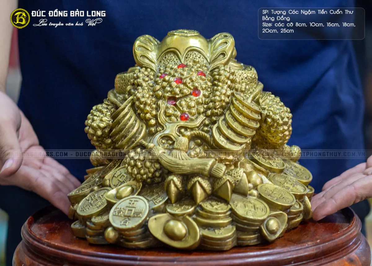 Thiềm Thừ: Khám Phá Bí Ẩn Về Cóc Ba Chân Và Sức Mạnh Thu Hút Tài Lộc, Thịnh Vượng Trong Phong Thủy Chính Phái 4 Thiềm Thừ cóc ba chân ngậm tiền, sao Đại Hùng