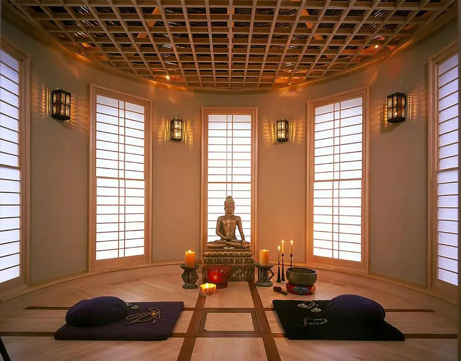 Nằm mơ thấy nghĩa địa: Giải mã điềm báo và tìm an tâm 4 Thiền định, cầu nguyện trong không gian thanh tịnh.