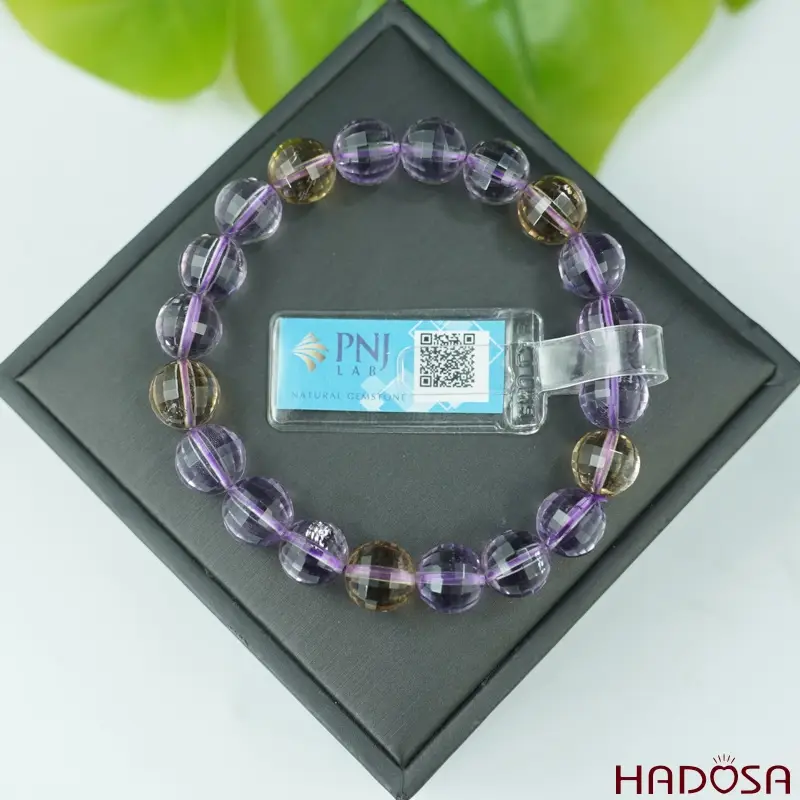 Giải mã sức mạnh vòng thạch anh tắm trăng rằm khai mở vận khí 4 Vòng thạch anh tím đẹp mắt trên lụa