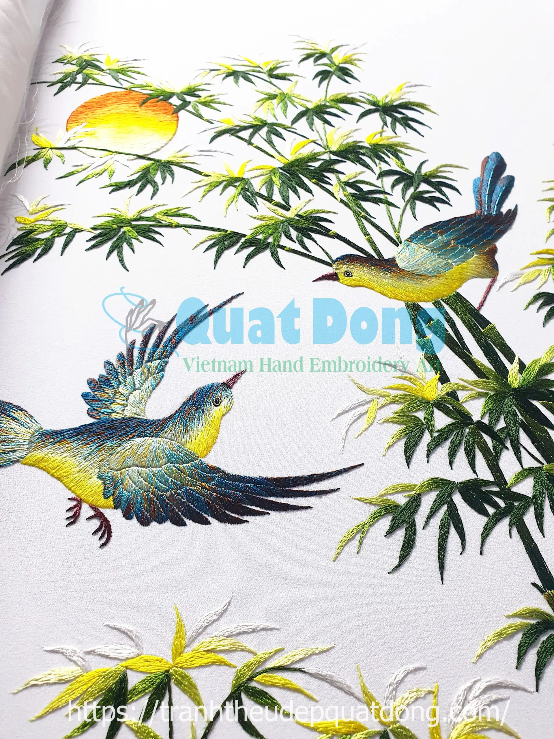 Giải Mã Giấc Mơ Thấy Chim Sẻ: Điềm Lành Hay Cảnh Báo Điều Gì? 4 Chim sẻ đậu cành: Biểu tượng bình yên, gần gũi