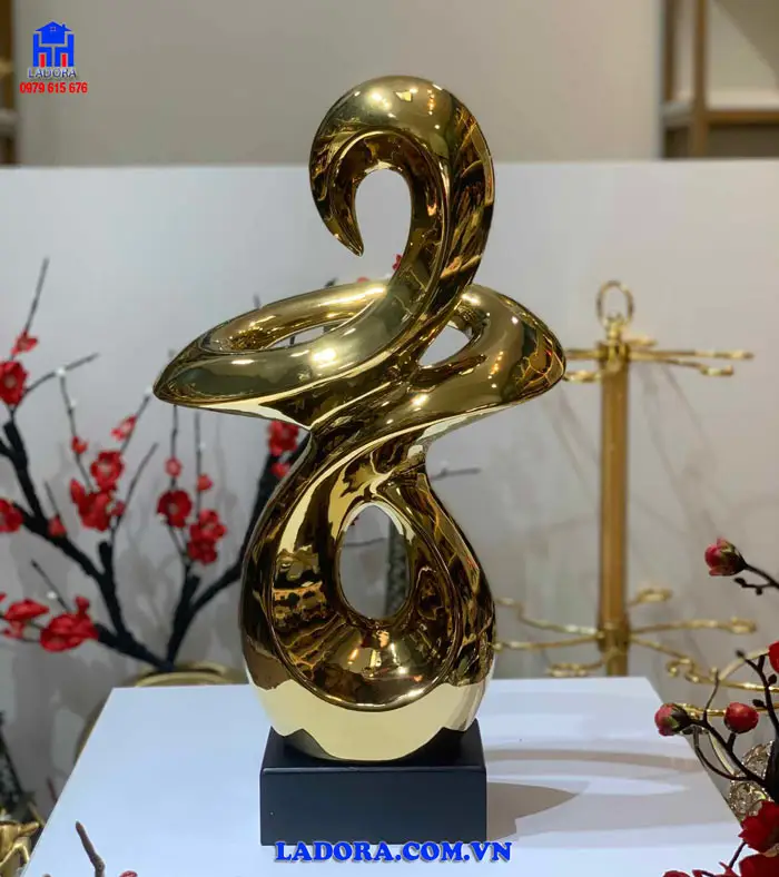 Biểu tượng trừu tượng may mắn và thành công.