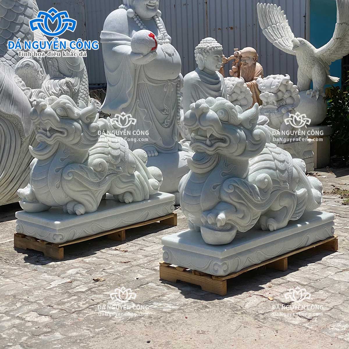 Phá Tan Màn Sương Dối Trá: Giải Mã Bí Ẩn Tỳ Hưu Trong Phong Thủy Chính Phái 4 Tượng Tỳ Hưu đá tự nhiên chạm khắc tinh xảo