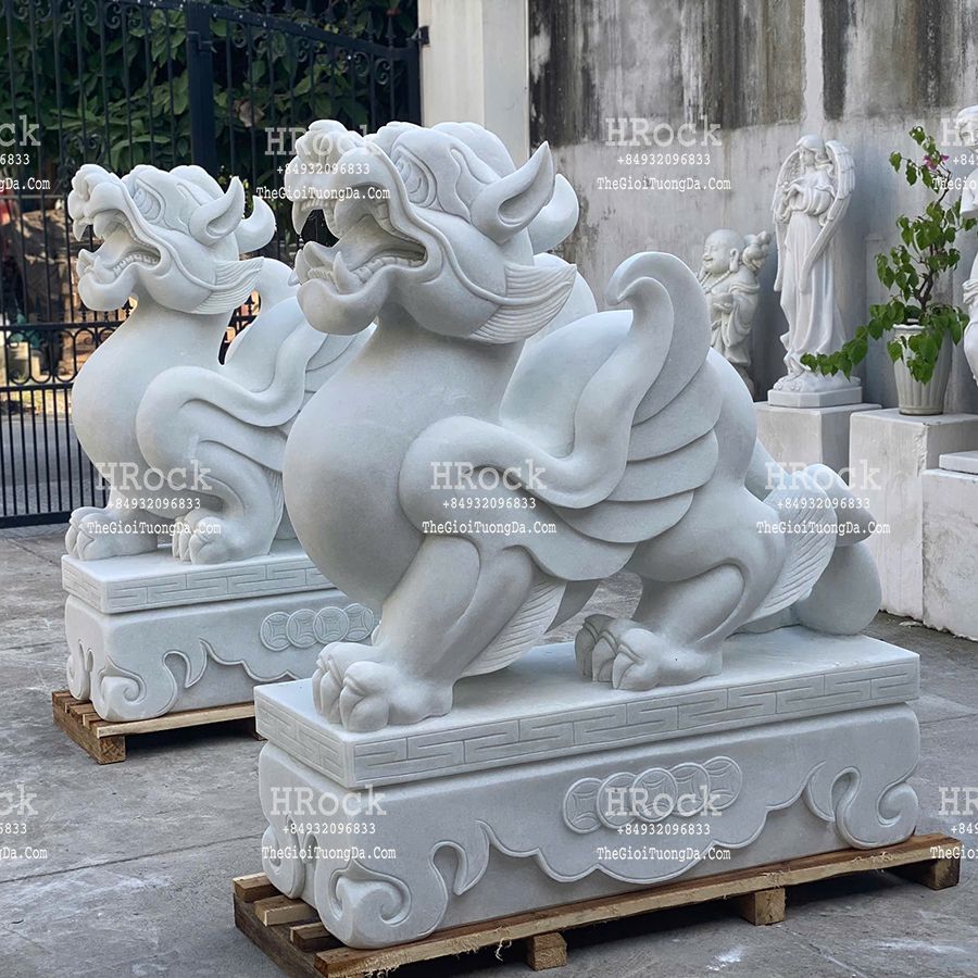 Tỳ Hưu và Bí Mật Hóa Giải Tình Duyên Trắc Trở: Góc Nhìn Chuyên Sâu Từ Phong Thủy Chính Phái 4 Tượng Tỳ Hưu điêu khắc nghệ thuật truyền thống.