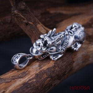 Tỳ Hưu bạc 925 tinh xảo từng chi tiết.