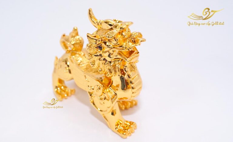 Tỳ Hưu dũng mãnh trên tiền vàng, bảo hộ tài lộc