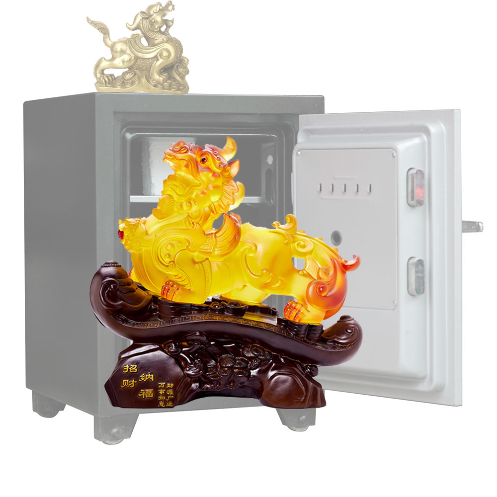 Tỳ Hưu Đặt Két Sắt Có Được Không? Giải Mã Bí Mật Chiêu Tài Theo Phong Thủy Chính Phái 4 Tỳ Hưu ngọc bích và thỏi vàng trong két sắt