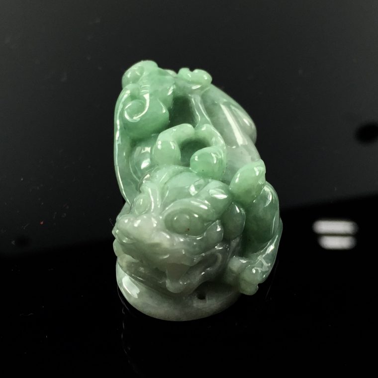 Tỳ Hưu Cao Cấp: Bí Quyết Thu Hút và Giữ Vững Tài Lộc Đỉnh Cao Cho Giới Tỷ Phú 4 Tỳ Hưu ngọc phỉ thúy cao cấp tinh xảo