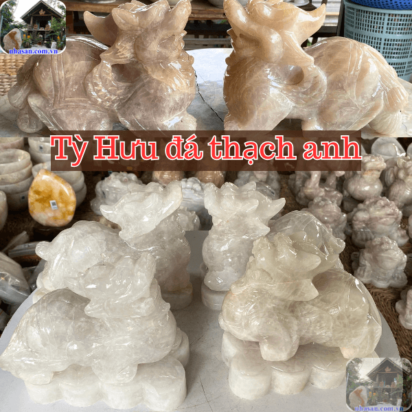 Tỳ Hưu pha lê trong suốt trên đôn gỗ.