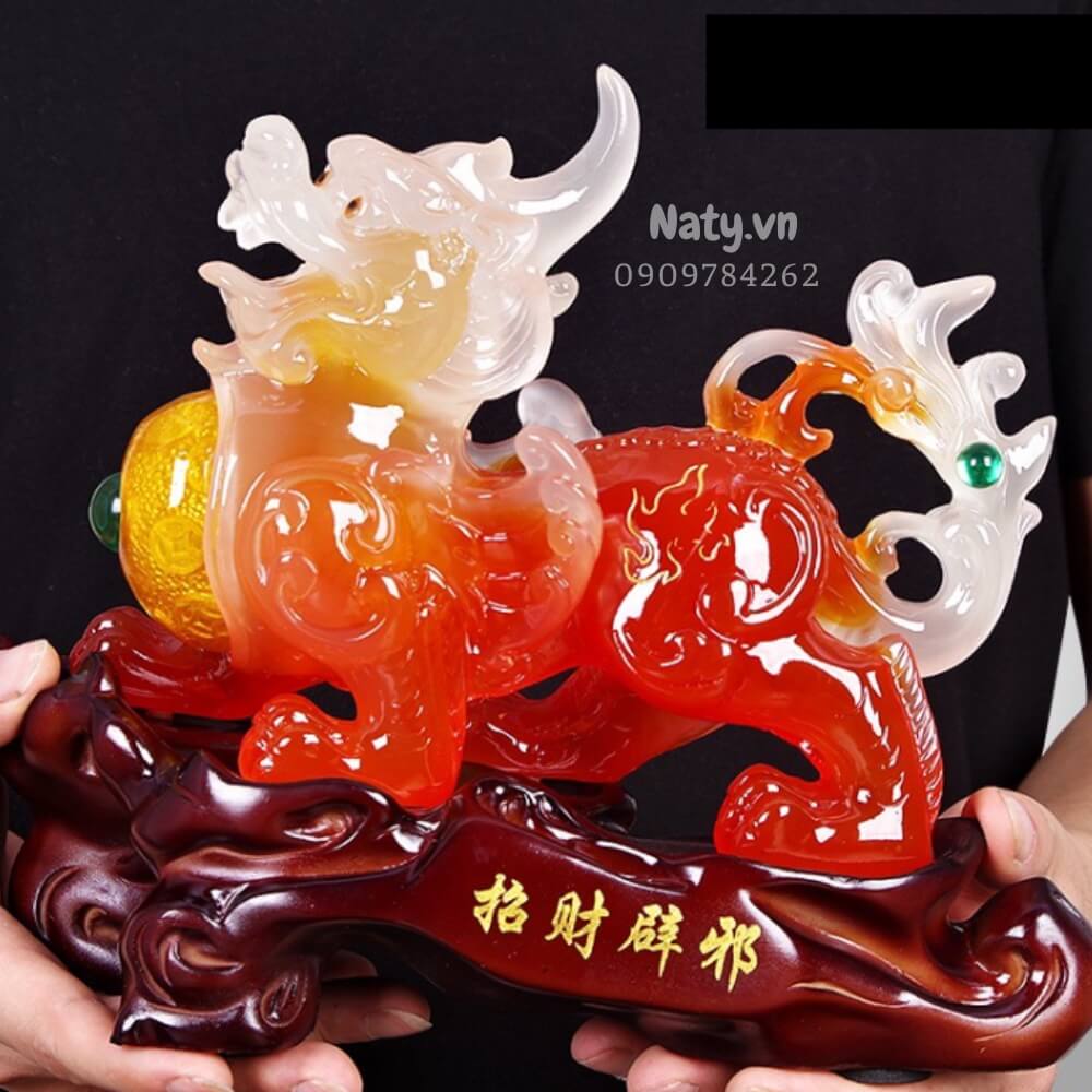 Tỳ Hưu phong thủy từ nhiều chất liệu.