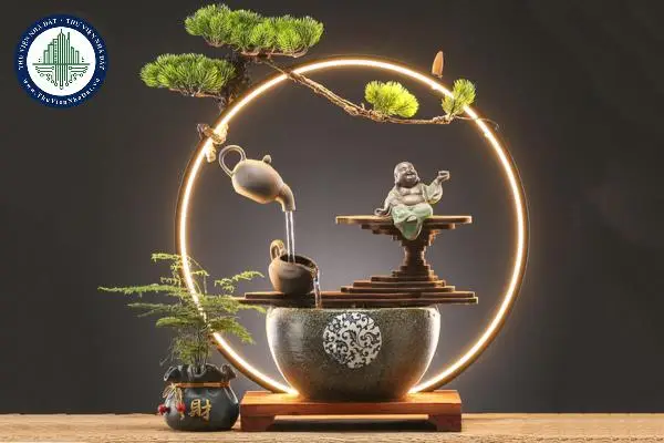 Góc trưng bày vật phẩm phong thủy hài hòa.