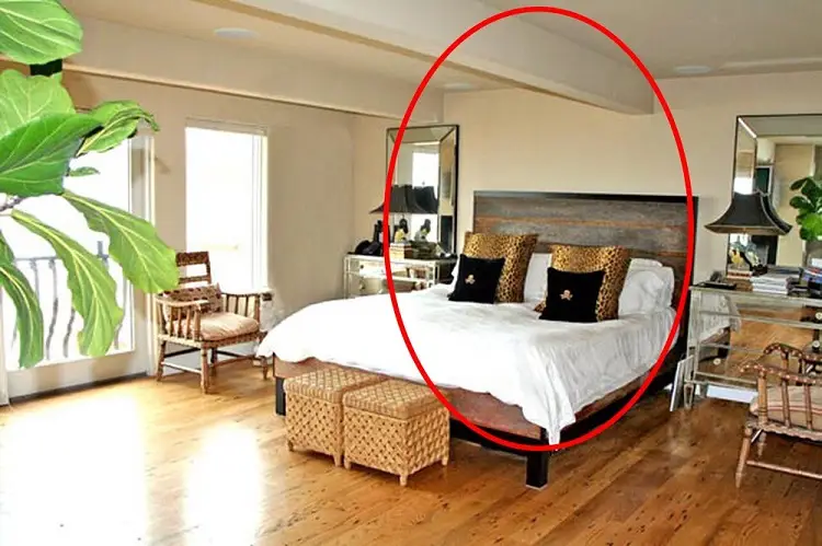 Giải Mã Kiêng Kỵ Giường Dưới Xà Ngang: Hóa Giải Chuẩn Xác 4 Giường ngủ dưới xà: Áp lực khí trường.