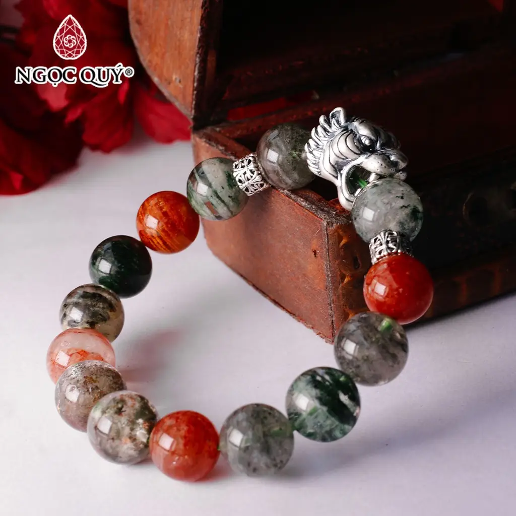 Vòng tay thạch anh đa sắc 12mm.