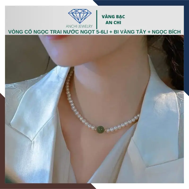 Giải Mã: Vòng Vàng 18K Ngọc Bích Hợp Ai Để Thu Hút May Mắn? 7 Cô gái thanh lịch đeo vòng ngọc bích 18K.