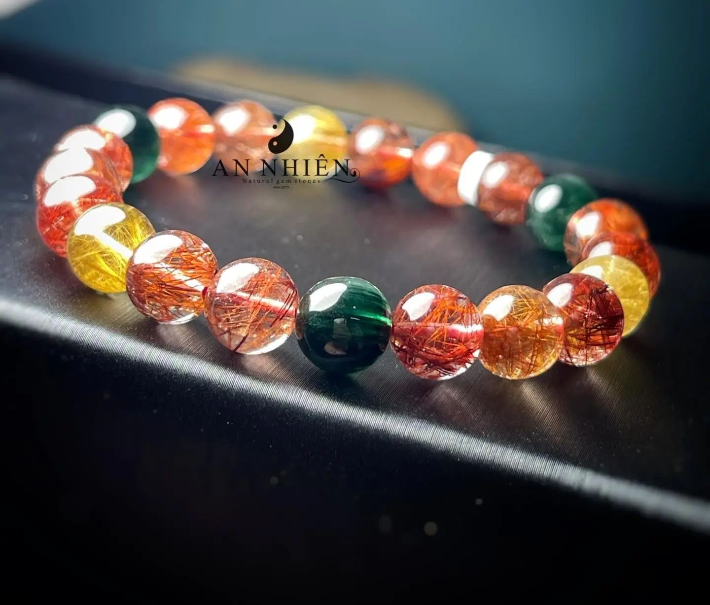 Khám Phá Sức Mạnh Vòng Thạch Anh Pha Lê Hợp Mệnh Thủy Chính Xác 6 Vòng tay thạch anh đa sắc màu