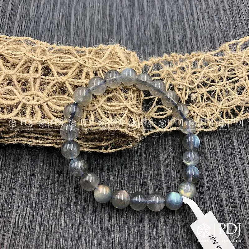 Vòng bạc 925 nam 1993: Bí quyết chọn đúng để vượng tài 7 Vòng bạc nam 1993: Cân bằng tự nhiên