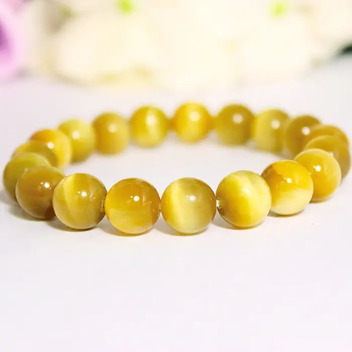 Vòng Phong Thủy Tuổi Ngọ Mệnh Kim: Khai Mở Vận Khí, Thu Hút May Mắn 7 Vòng Phong Thủy Đá Mắt Hổ Vàng