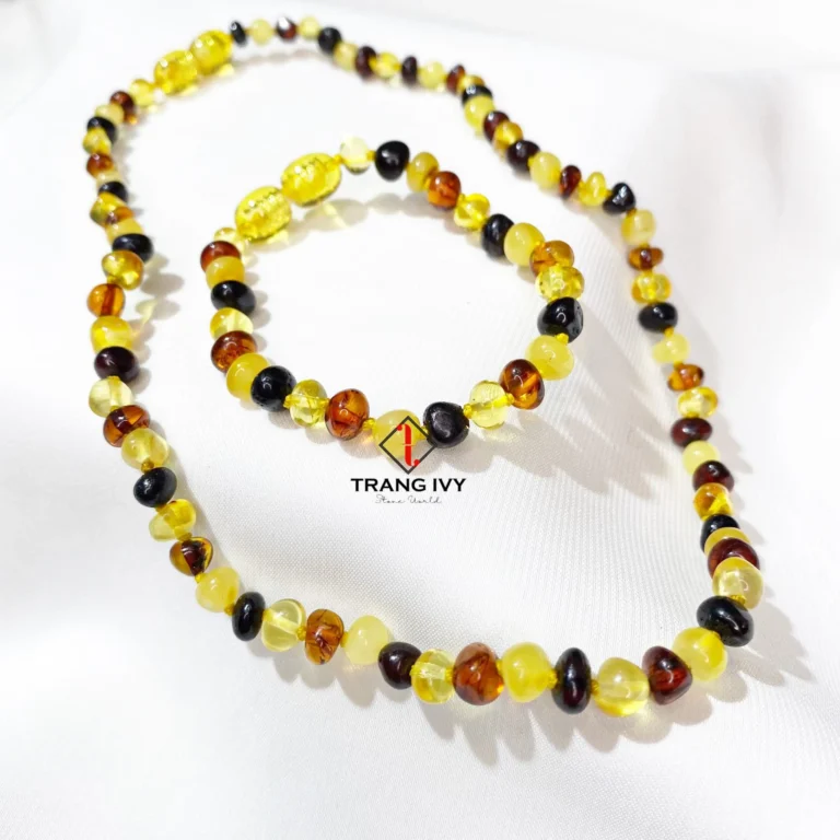 Vòng phong thủy đá tự nhiên cho bé