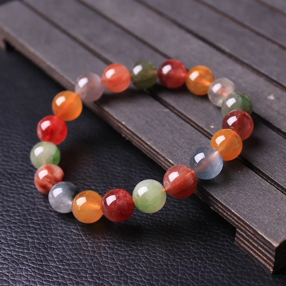 Vòng Thạch Anh Có Linh Không? Giải Mã Năng Lượng Phong Thủy Thực Sự 4 Vòng tay thạch anh tự nhiên nhiều màu