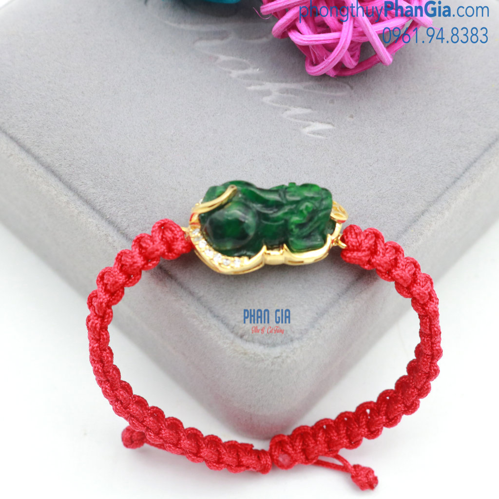 Vòng tay Tỳ Hưu vàng đá quý đỏ xanh lá.
