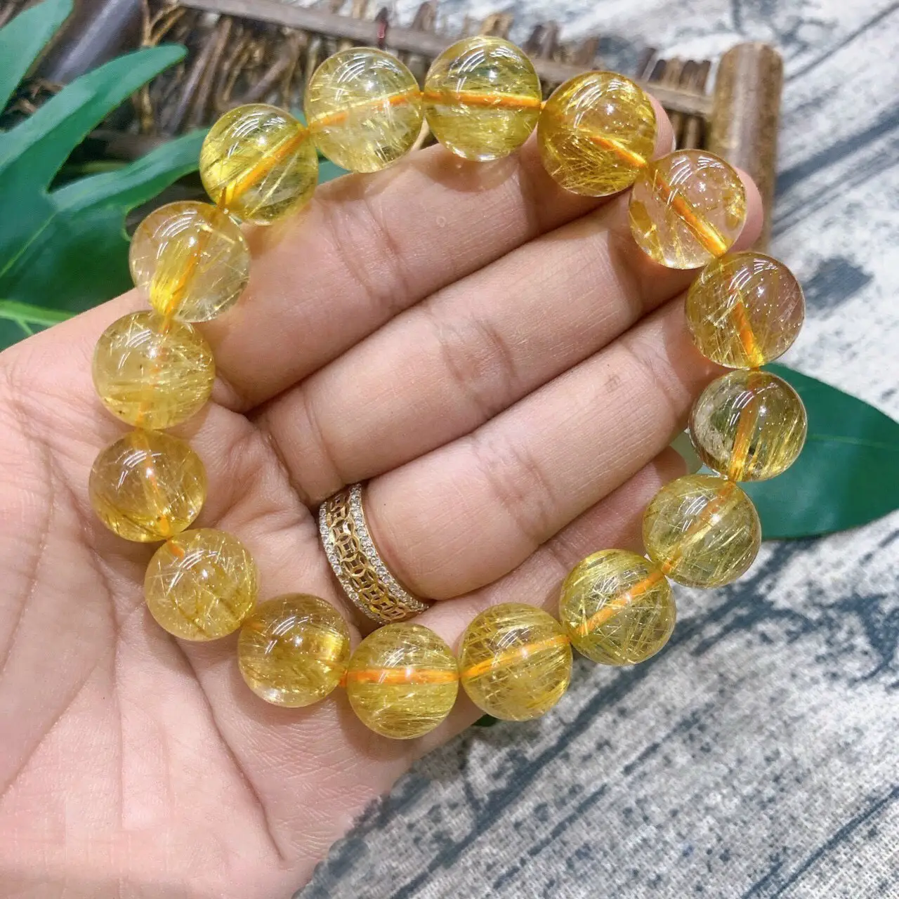 Vòng Thạch Anh Vàng, Thạch Anh Tóc Vàng