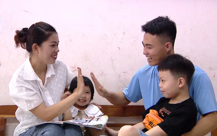 Giải Mã Giấc Mơ Nằm Mơ Bị Gãy Răng: Điềm Báo Hay Lời Nhắc Nhở Sâu Sắc? 5 Gia đình hạnh phúc, sum vầy sẻ chia.