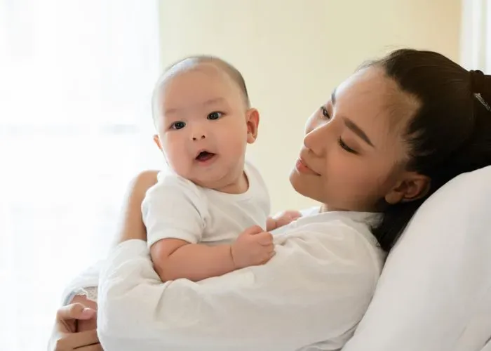 stt hài hước vui nhộn của mẹ và con thể hiện tình cảm gia đình