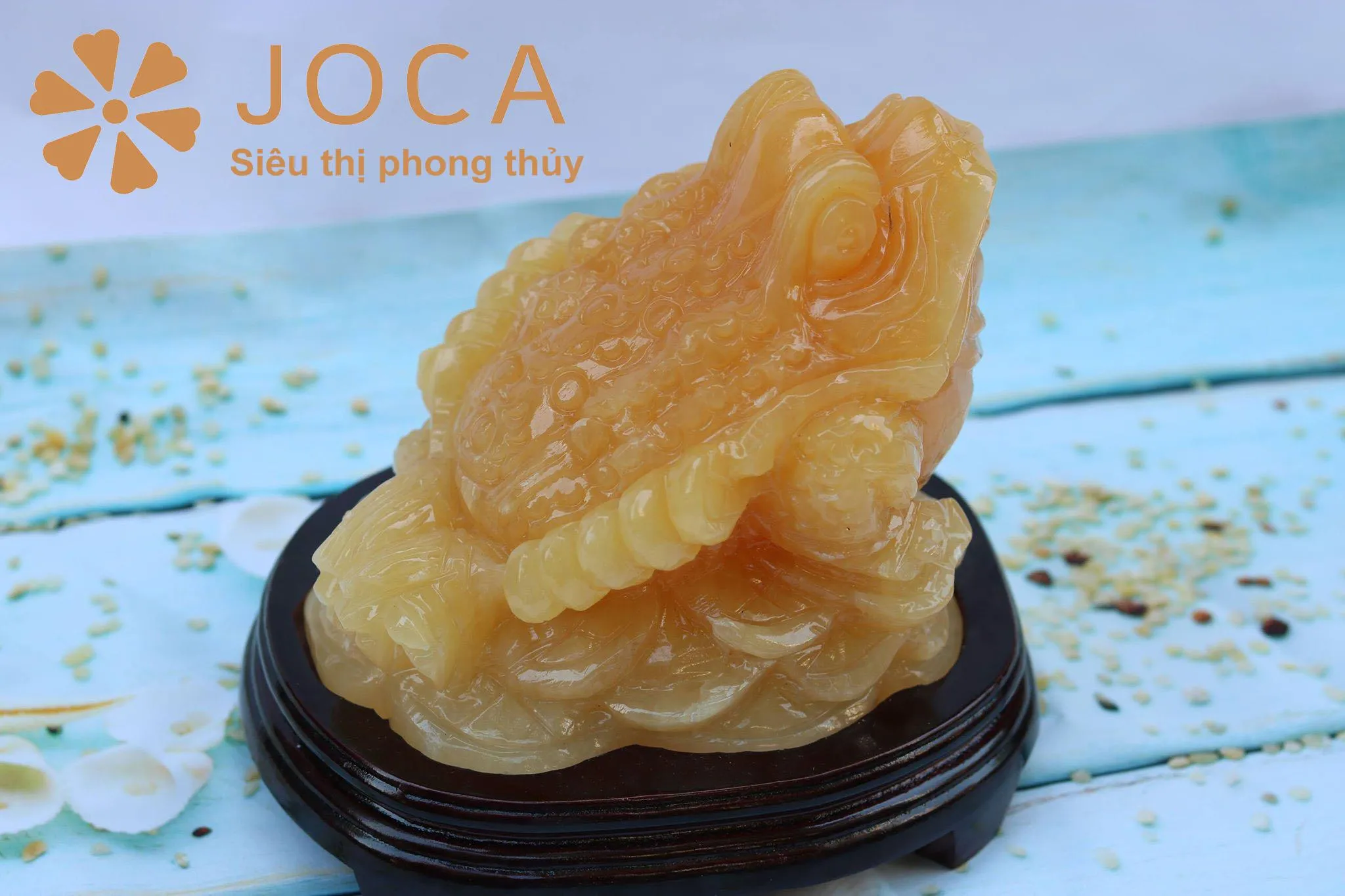 Vật phẩm phong thủy bằng đá thạch anh vàng