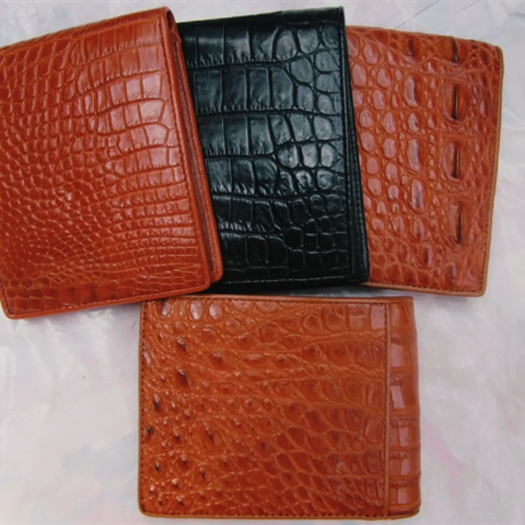 Mỗi loại da bò sẽ cho ra một hiệu ứng nét khắc khác nhau vô cùng độc đáo