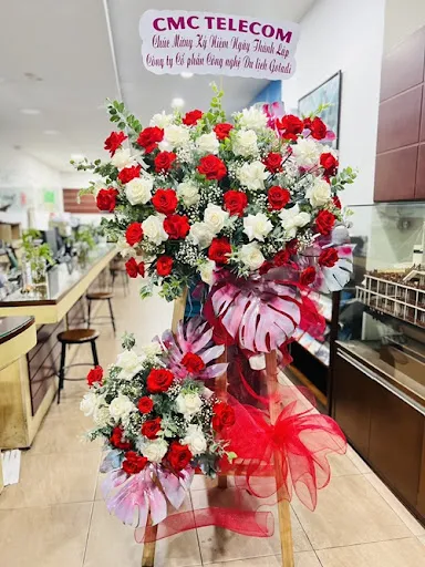 Siin Store phong cách hoa tươi độc bản cho người cá tính