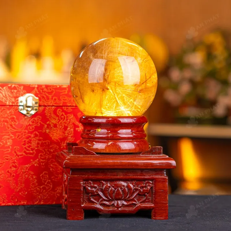 Quả cầu thạch anh vàng