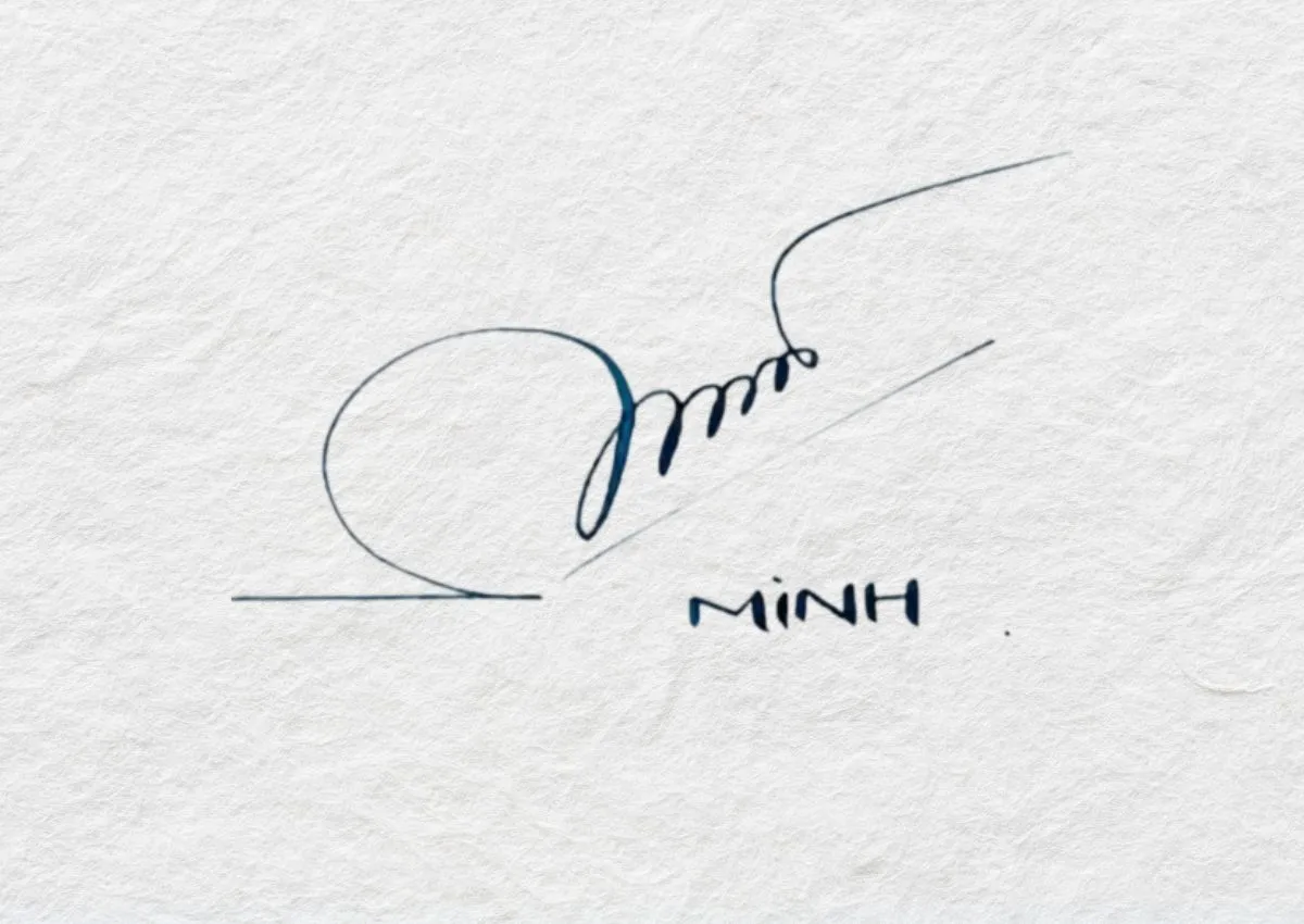 Người mệnh Thủy nên có chữ ký với các đường nét uốn lượn, mềm mại như dòng nước.