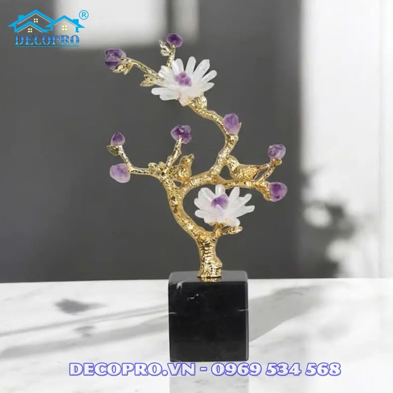 Cây hoa đá thạch anh đồng vàng với cặp chim tụ lộc