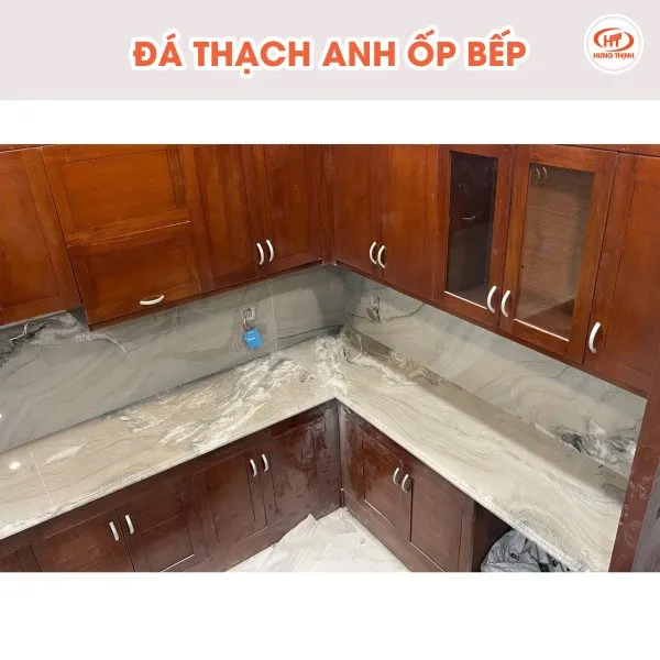 Đá Thạch Anh Macaubas Fantasy có khả năng chống trầy xước và chịu nhiệt tốt đảm bảo vừa bền bỉ vừa an toàn khi sử dụng