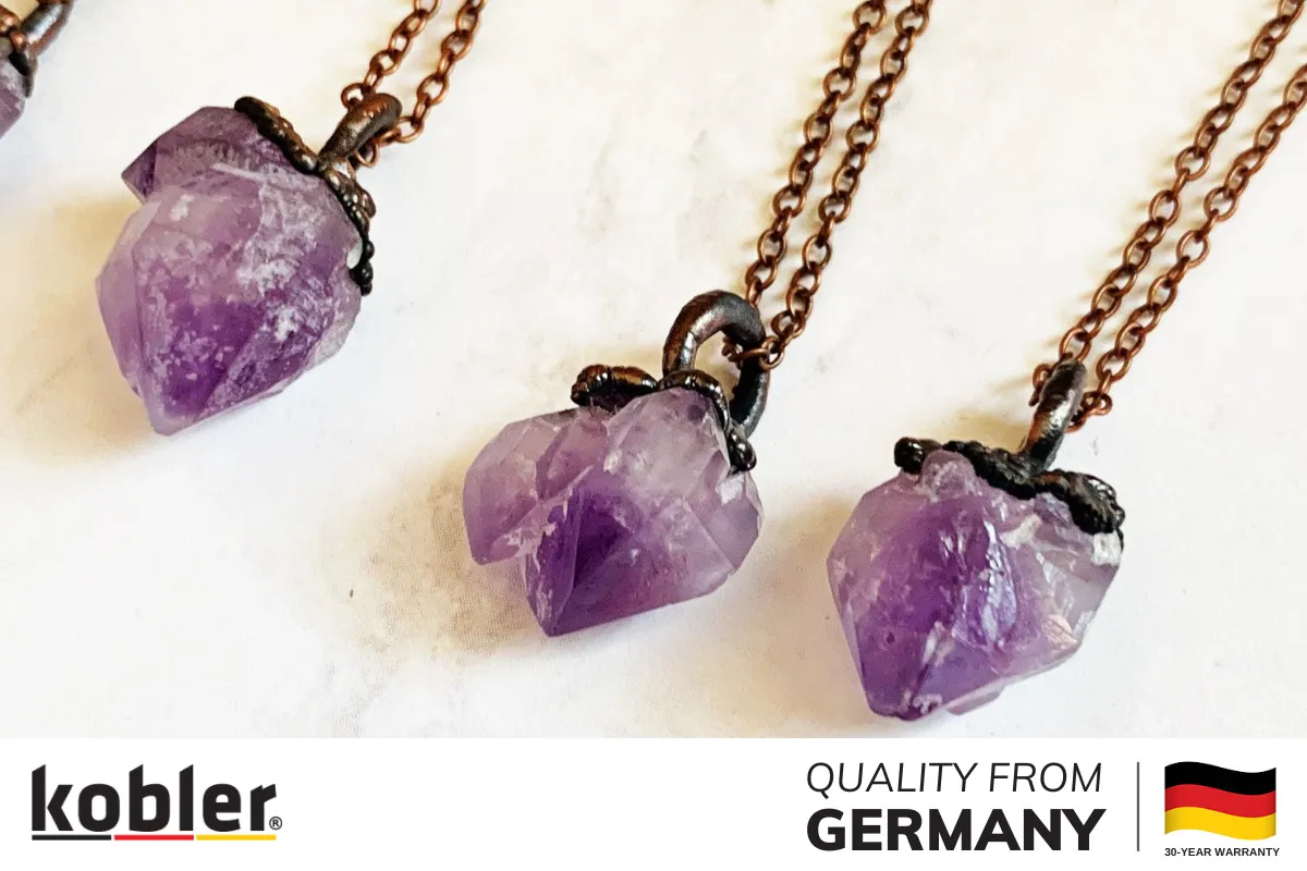 Sử dụng dây chuyền thạch anh tím