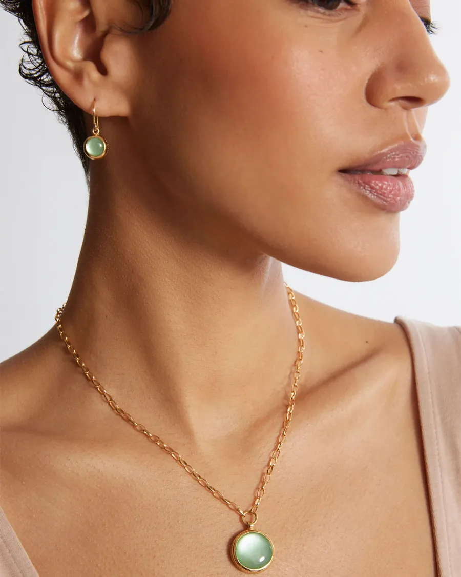 gems casa bai viet thach anh mau xanh la cay nang luong thu hut may man 3