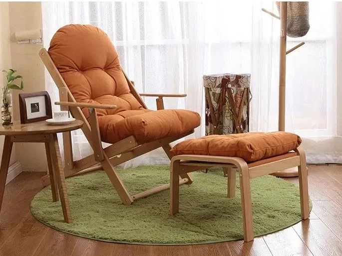 Ghế thư giãn giúp thầy giáo hưu trí tận hưởng những phút giây nghỉ ngơi