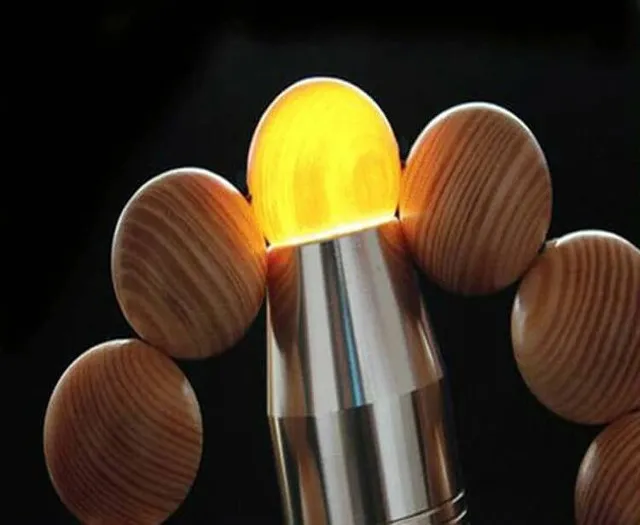 Hiệu ứng thấu quang của gỗ huyết long