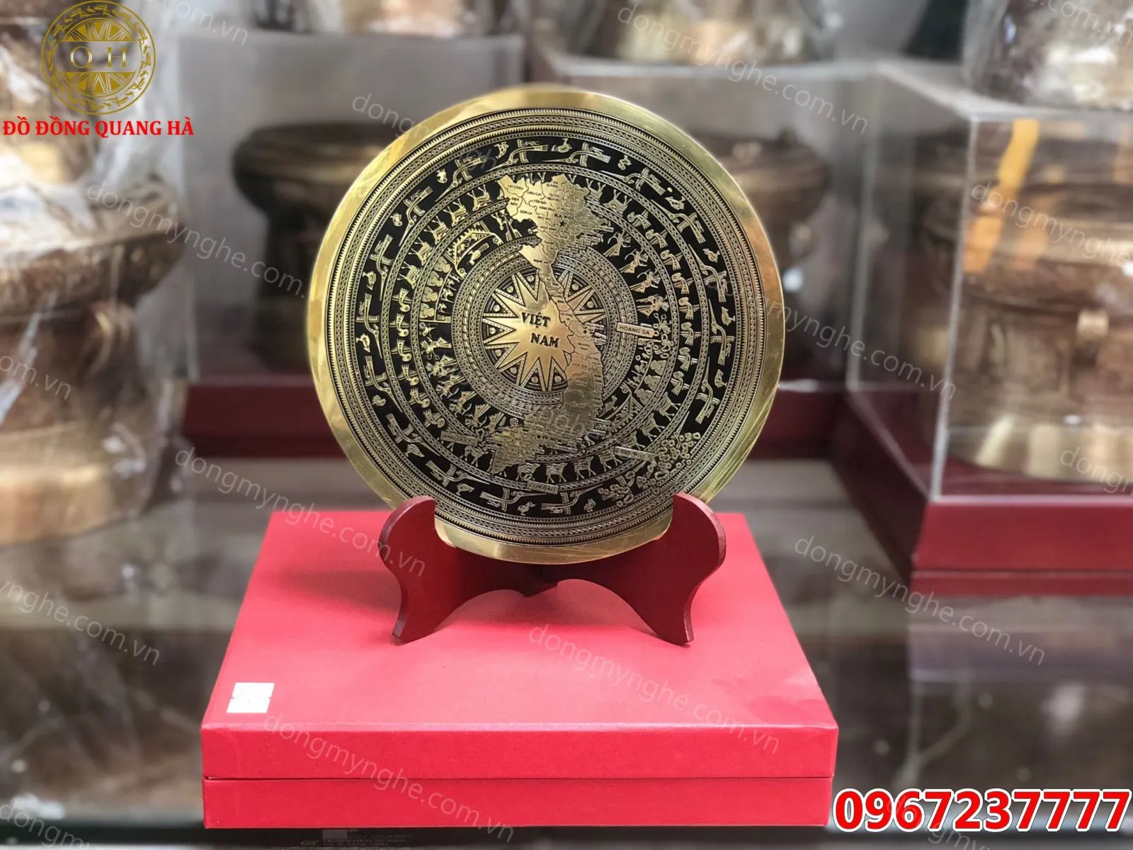 Hình mặt trống đồng