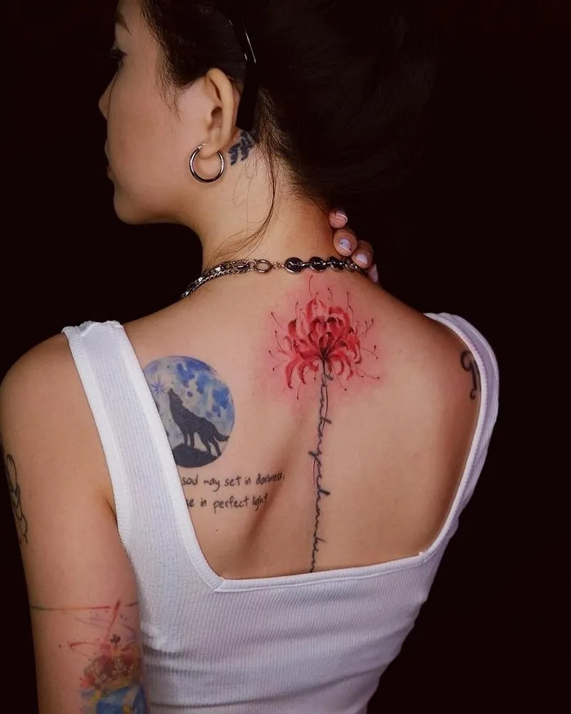 mẫu xăm bỉ ngạn của Linh Ngọc Đàm